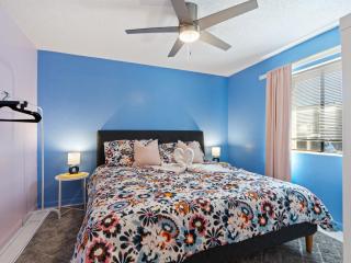 Modernized 1br Condo W Shared Pool & Spa - Scottsdale - 2
