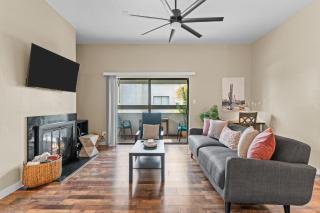Snug 2br Condo W Pool, Patio, Wd Near Old Town - Scottsdale - 3