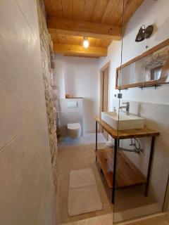 Stone House Sprtini - 5