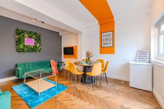Super Central 2 Bedroom Flat Next to Brighton Beach & Shopping Center - 3