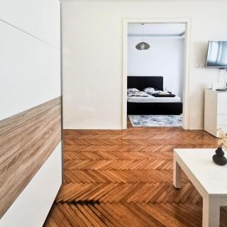 Central New Home Apartment - 1