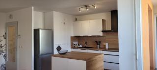 Cosy 51m2 proche gare pour Genève et tram 3 min - 0