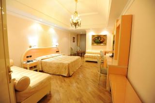 LH Hotel Domus Caesari - Marino - 3