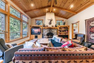 Indian Hills at Northstar by Tahoe Getaways - Spacious 4 BR, Private Hot Tub, Wood Fireplace, and HOA Amenities - 0