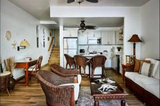 Luxury Beachfront Apartments Grace Bay Beach - The Bight Settlements - 1