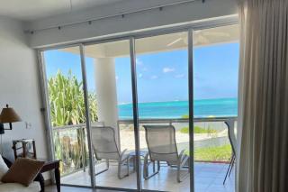 Luxury Beachfront Apartments Grace Bay Beach - The Bight Settlements - 2