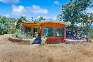 Peace & Pizza - Taos - 2
