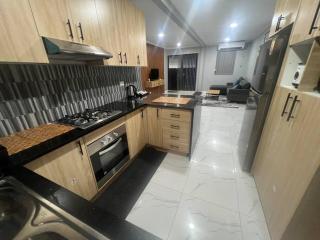 Modern 2BR Home Nadi Kitchen Balcony and WiFi - 1