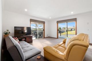 Breezy Bungalow at Malua - Malua Bay - 6