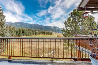 Cozy Condo Scenic Balcony Adjacent Golf Course - Big Sky - 8