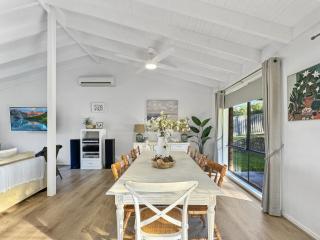 Pet-friendly Private Retreat with Large Backyard - Surf Beach - 5
