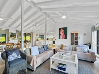 Pet-friendly Private Retreat with Large Backyard - Surf Beach - 4