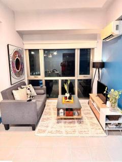 Blue Atlantic Bliss Modern 1BR Retreat in Forbes Wood Parklane - Manila - 0
