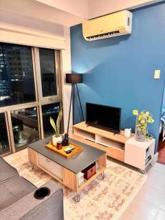 Blue Atlantic Bliss Modern 1BR Retreat in Forbes Wood Parklane - Manila - 8