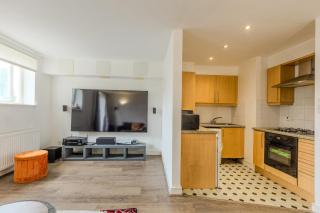 Peaceful 1BR near Canary Warf, 2min Thames River - Londra - 5