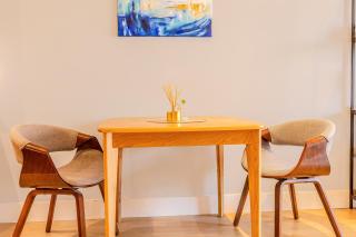 Elegant 1BR Apartment, 5 Min Limehouse DLR Station - Londra - 1
