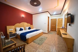 Krishana Cottage A Pure Veg !!!300 m From Hadimba Temple!!!Balcony Rooms!!!Veg Restaurant!!!Couple Friendly!!!Family Cottage!!! - 8