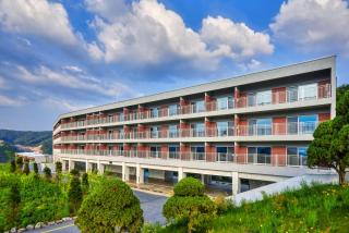 Belle Fore Resort - - 8