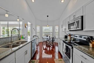 Tara Golf Club Exquisite 3 bedroom and Heated Pool Cottage - 3