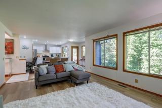 Entire cozy 5bd home in Des Moines near Redondo Beach Saltwater Park - 6