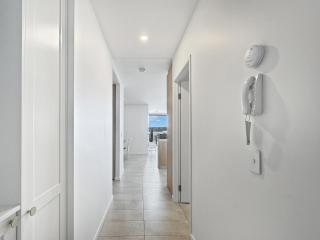Deluxe 3-Bed Unit with Views - Batemans Bay - 5