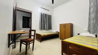 Salwa mens Hostel - - 6