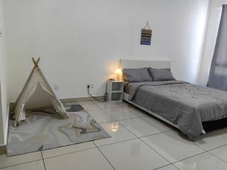 Nest4U Homestay Woodsbury Suites Butterworth - Butterworth - 2