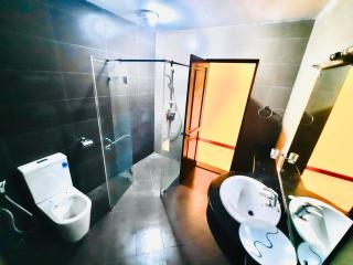 3 Bedroom Luxury Apartment in Colombo 5 - 9