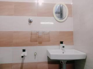 Sagayam Beach Inn Velankanni - Velankanni - 3