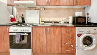 Rare Holiday Homes - Lake View - The Crescent Tower - Dubai Production City - R1611 - Dubai - 5