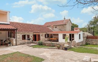 1 Bedroom Lovely Home In Medvida - Medviđa - 9