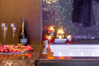 One Night Love Room Unique - 3