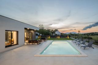 Villa Vedro nebo, XL heated pool - 8