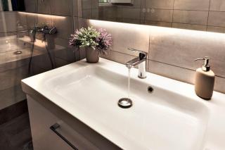 Thenia's Bellevue apartment - 1