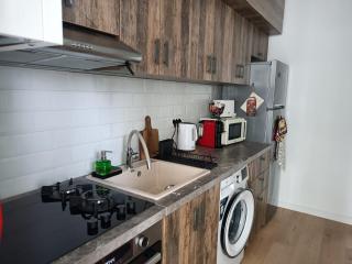 Studio Queen's Blue Wave - 4