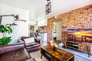 Brick Enclave with Mini Golf & SPA, 5mins to beach - 6