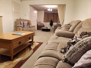 D Elmdon Homestay Shared 4 bedrooms - 3