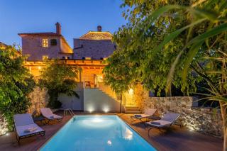 Dvor Pitve Villas - Jelsa (Gelsa) - 7
