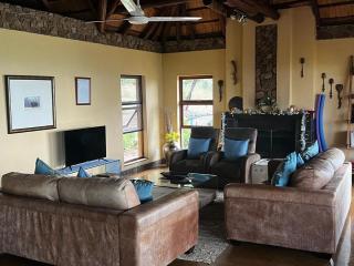 Mokaikai - Elephants Crossing - Moi Exclusive Luxury Villa - Mabula - 4