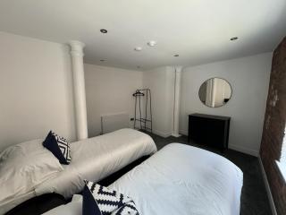 Central Hull Apartments - Hull - 9