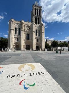 Basilique Métro 13 - 1