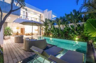 Brand New 4br Villa 400 to Finns Canggu - 4