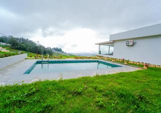 Silent Retreat Ooty Pool Resort by VOYE HOMES - Ooty - 0