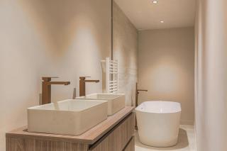 Appartement spacieux et lumineux pour 8, Lyon 1er - Lione - 8