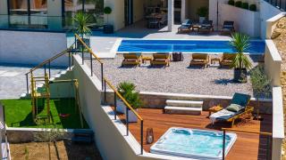 NEW! Casa Vita featuring a sea view, billiards, and heated pool - Omiš - 3