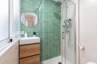 Piso Elegante y Nuevo de 3 habitaciones y 2 baños - Seville - 6