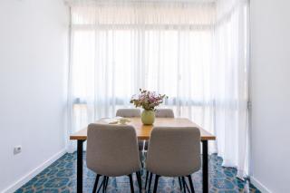 Piso Elegante y Nuevo de 3 habitaciones y 2 baños - Seville - 5