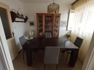 Shared condo by Zadar Oldtown and beach 400 m away - 1