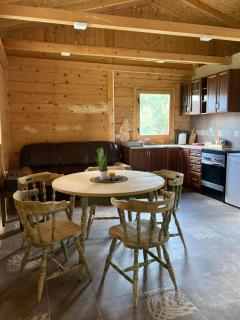 Gruzanski Raj - Knić - 8