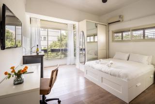 The Heart of Tel Aviv Elegant Home by Sea N Rent - Tel Aviv - 9